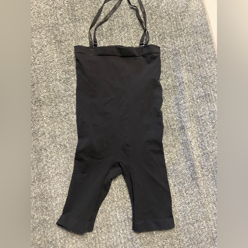 T30a- CONTROLBODY Black LONG SHORT Shapewear